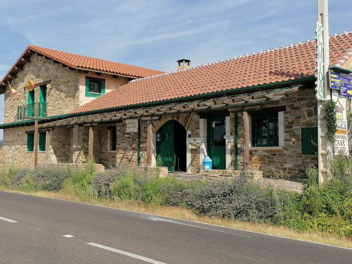 Hosteria Casa Flor Hotel Murias de Rechivaldo Exterior photo